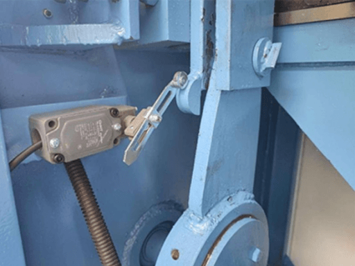 Электрическая гильотина Q11-2*3000